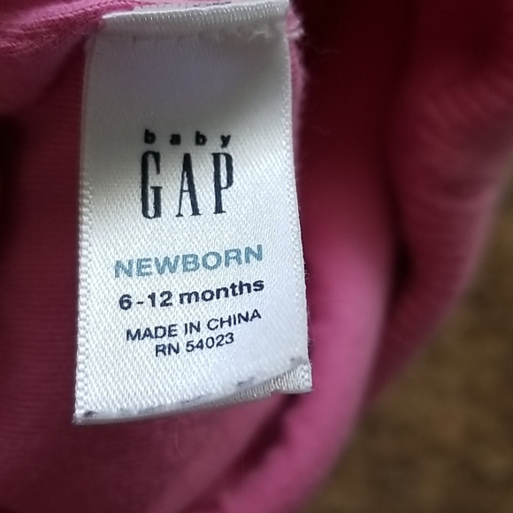 Baby hats Gap and Disney - Picture 4 of 5